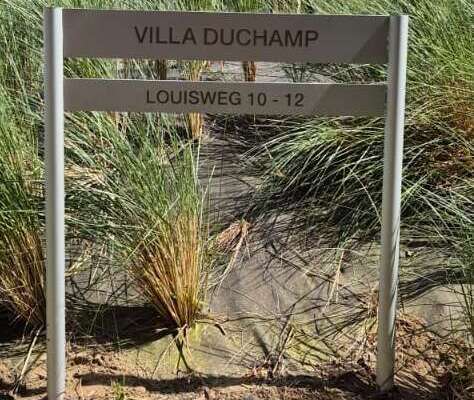 Graveerwerk: signalisatie Villa Duchamp